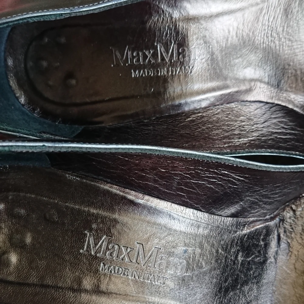 MaxMara Silver tone wedge Pumps size 7.5
